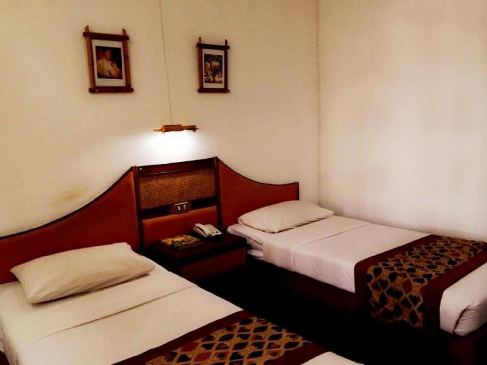 Lao Hotel Виентиане Екстериор снимка